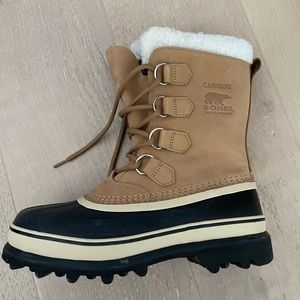 Sorel Caribou Women’s 7.5 Snow Boot